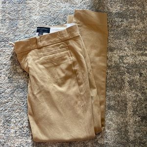 Lightly worn Banana Republic Sloan Dress-Pants, size 00P